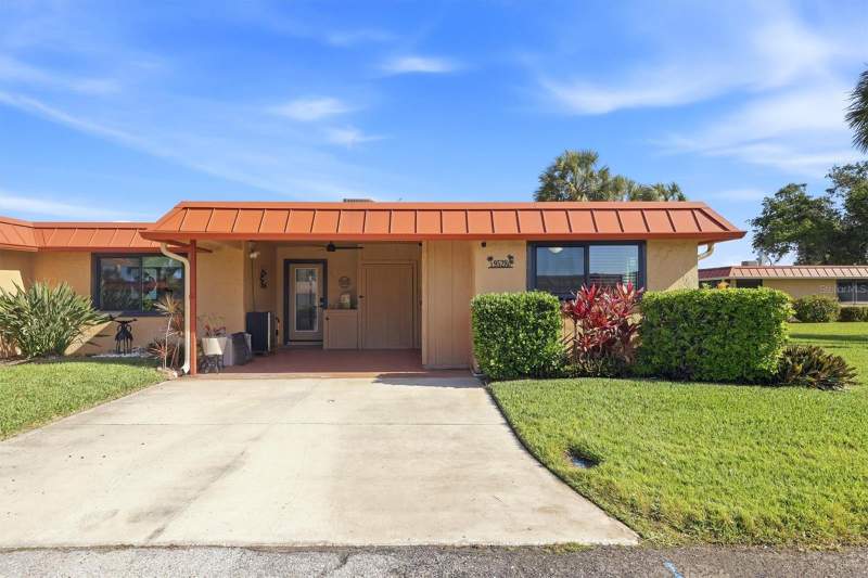 2 bedroom Condominium at 9528 Antiqua Cove #9528, Palma Sola Harbour Sec 4, Bradenton — photo 5