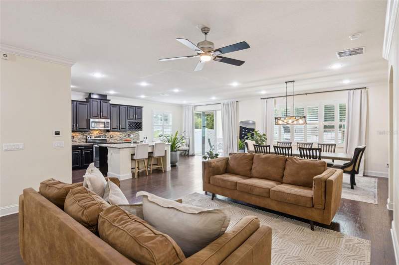 4 bedroom Single Family Residence at 2205 Pickford Circle, Lake Heiniger Estates, Apopka — photo 3