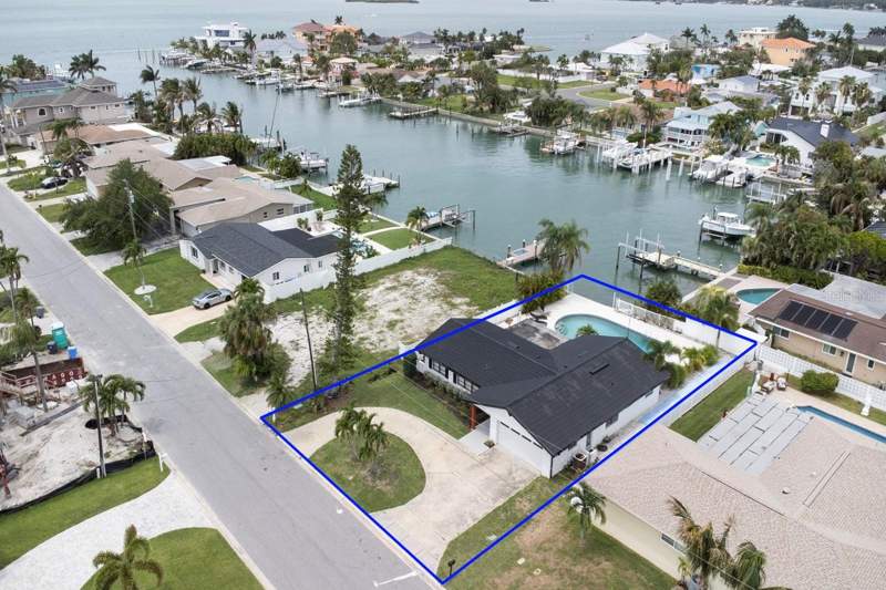 12125 6TH STREET home for sale in Capri Isle