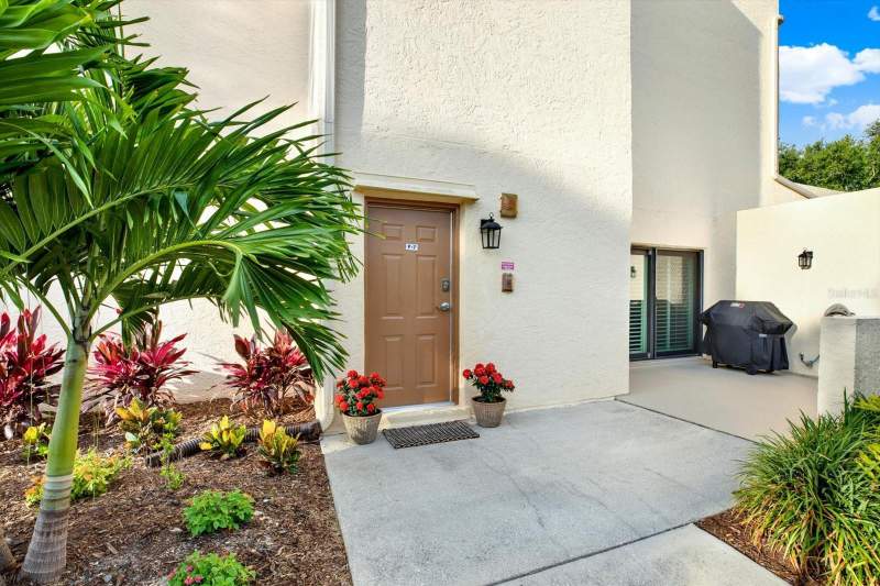 2 bedroom Condominium at 7530 Sunshine Skyway Lane #P7, Seapointe Terrace Condo, St Petersburg — photo 2