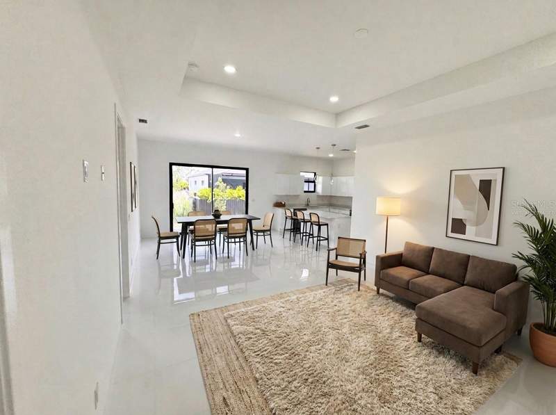 4 bedroom Single Family Residence at 4324 Jacaranda Parkway, Cape Coral, Cape Coral — photo 2