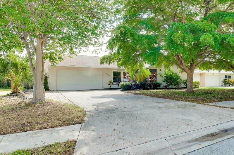 4 bedroom Single Family Residence at 2013 38th Street, Heritage West, Bradenton — photo 2