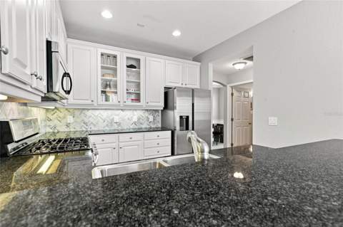 3315 W De Leon Street #18, Tampa FL - photo 16 of 49