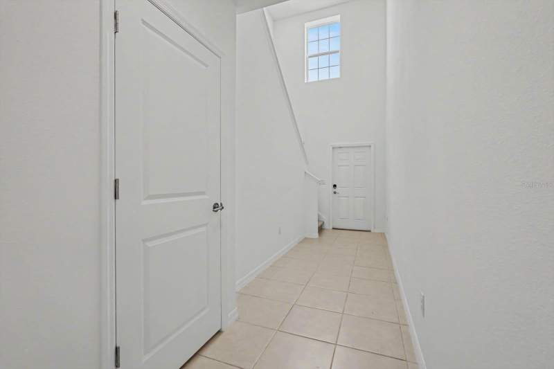 5 bedroom Single Family Residence at 6259 Back Forty Loop, Abbott Square Ph 1B, Zephyrhills — photo 4