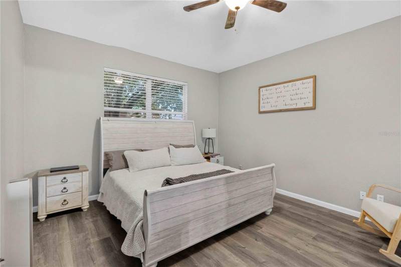3 bedroom Single Family Residence at 11326 Laurel Brook Court, Rivercrest Ph 2 Prcl K An, Riverview — photo 4