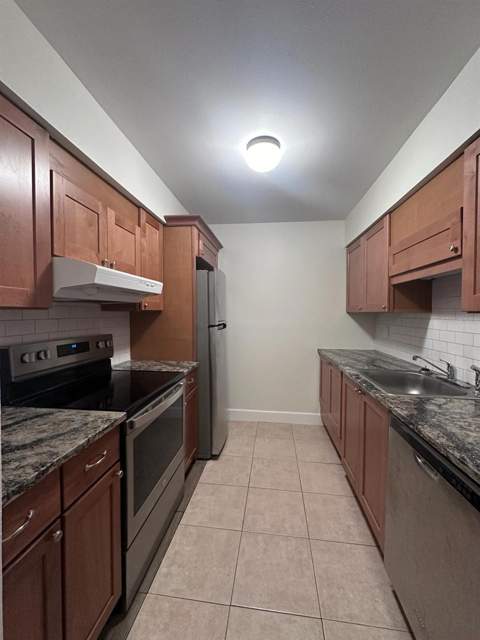 310 Cherokee Court #F, Altamonte Springs FL - photo 6 of 27