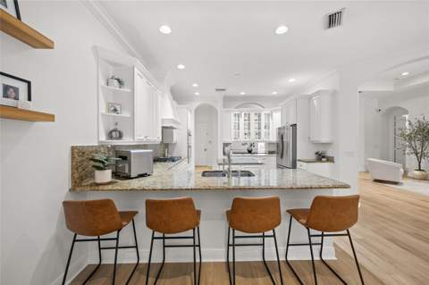 4665 Tuscana Drive, Sarasota FL - photo 13 of 63