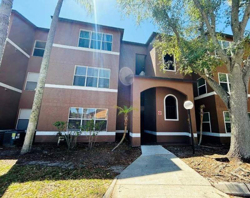 5773 GATLIN AVENUE #616 home for sale in Venetian Place