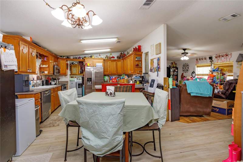 4 bedroom Manufactured Home at 12225 Shiloh Acres Drive, Clermont, Clermont — photo 5