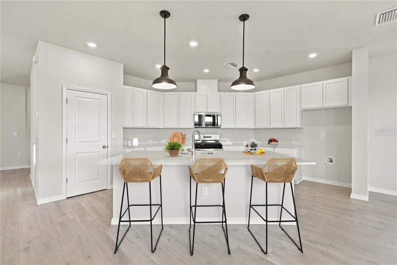 5 bedroom Single Family Residence at 600 Allora Avenue, Vistera Of Venice, Nokomis — photo 3