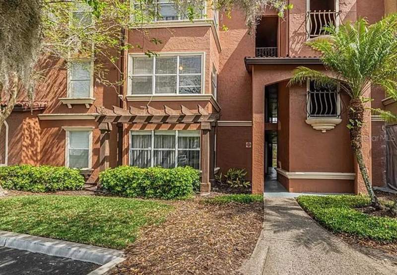 2 bedroom Condominium at 5140 CONROY ROAD #27, RESIDENCES/MILLENIA, ORLANDO — photo 2