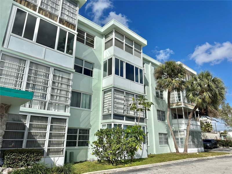 Waverly Towers Condo