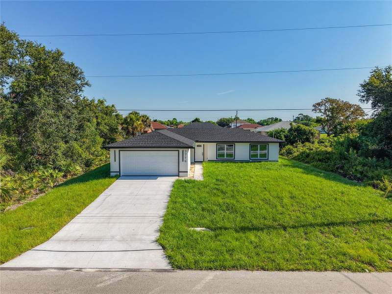 3 bedroom Single Family Residence at 3716 5th Street, Lehigh Acres, Lehigh Acres — photo 4