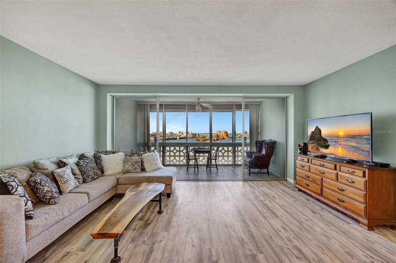 1 bedroom Condominium at 31 Island Way #1403, Horizon House Co-Op, Clearwater Beach — photo 5