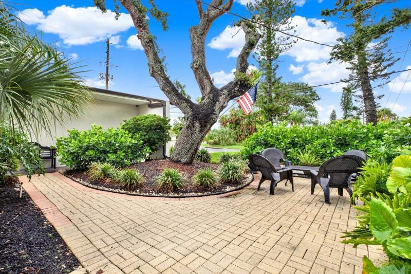 3 bedroom Single Family Residence at 1040 Palm Drive, Belleair Beach Yacht Club Estates, Belleair Beach — photo 4