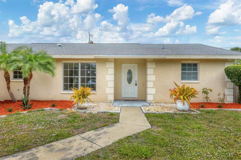 Glen Oaks Country Club Estates