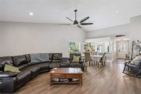 1009 McCully Court, Oviedo FL - photo 14 of 28