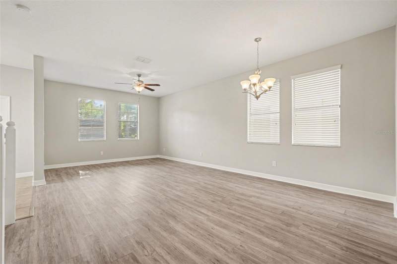 4 bedroom Single Family Residence at 28522 E Pleasant Bay Loop, Arbors/Wiregrass Ranch, Wesley Chapel — photo 5
