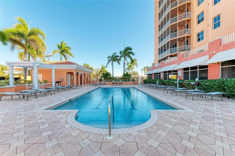 2 bedroom Condominium at 3191 Matecumbe Key Road #307, Vista Del Sol/Burnt Store Mari, Punta Gorda — photo 5