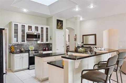 8038 Glitter Court, Orlando FL - photo 8 of 29