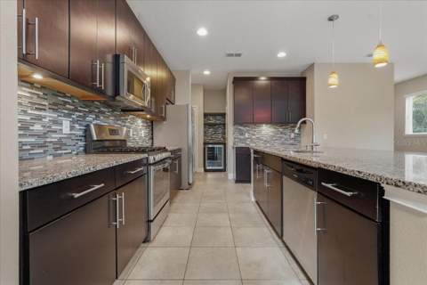 7340 Milestone Drive, Apollo Beach FL - photo 13 of 65