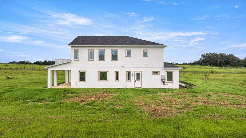 4 bedroom Single Family Residence at 21786 NW 27th Street, Juliet Mdws 4, Morriston — photo 5