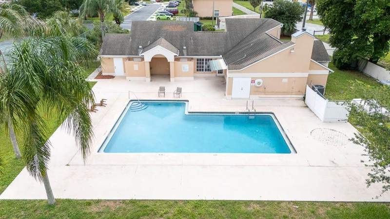 3 bedroom Townhouse at 649 Captiva Circle, Florida Palms Rep, Kissimmee — photo 4