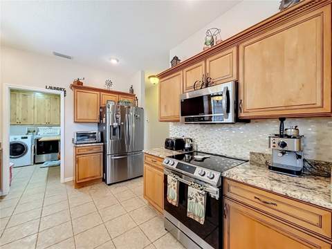 803 Crestview Circle, Wildwood FL - photo 17 of 52