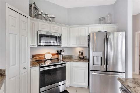 7204 Bay Club Way, Orlando FL - photo 8 of 30