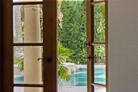 4803 W Woodmere Road, Tampa FL - photo 8 of 74