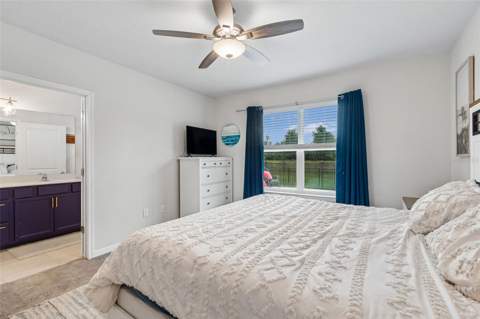 9047 Royal River Circle, Parrish FL - photo 17 of 33