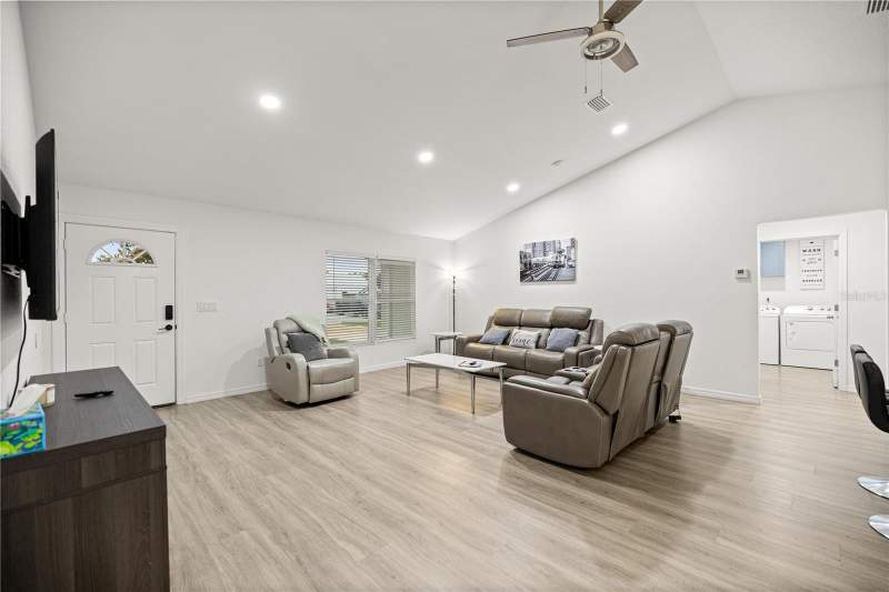 3 bedroom Single Family Residence at 5376 NW 1st Street, Ocala Rdg Un 01, Ocala — photo 5