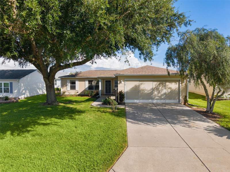 2 bedroom Single Family Residence at 2018 Castano Place, The Villages, The Villages — photo 2