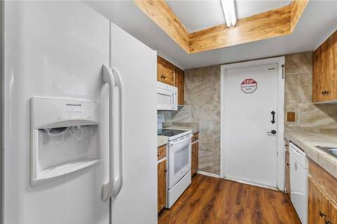 7221 8th Avenue Loop, Bradenton FL - photo 18 of 63