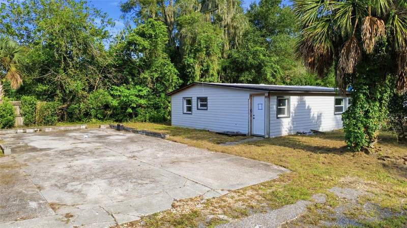 3 bedroom Single Family Residence at 921 S Salisbury Avenue, Volusia Invest Co, Deland — photo 4