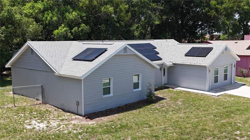 4 bedroom Single Family Residence at 6120 CENTENNIAL DRIVE, LAKE SPARLING HEIGHTS, ORLANDO — photo 3
