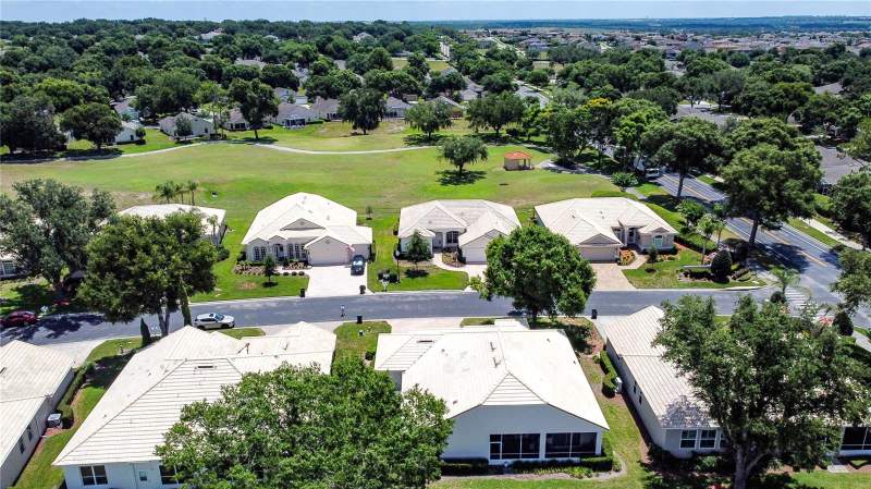 3 bedroom Single Family Residence at 3916 Scarborough Court, Kings Ridge, Clermont — photo 4