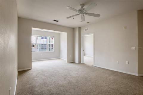 8225 Claire Ann Dr #203, Orlando FL - photo 10 of 37