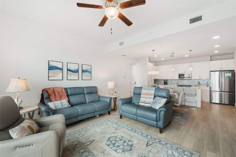 2 bedroom Condominium at 300 150th Avenue #510, Harbor At Town Center Condo, Madeira Beach — photo 5