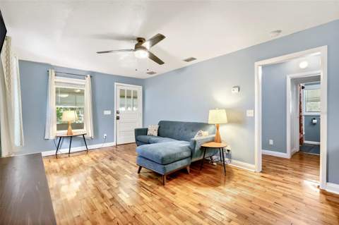 805 E Lambright Street, Tampa FL - photo 6 of 6