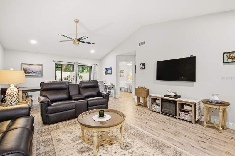 2 bedroom Villa at 2712 Bentley Drive, Village At Bentley Park, Palm Harbor — photo 5