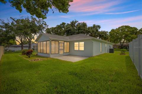 7329 Fairwood Avenue, New Port Richey FL - photo 6 of 47