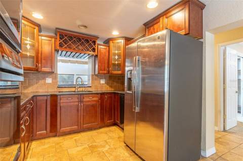 4416 W Anita Boulevard, Tampa FL - photo 15 of 36