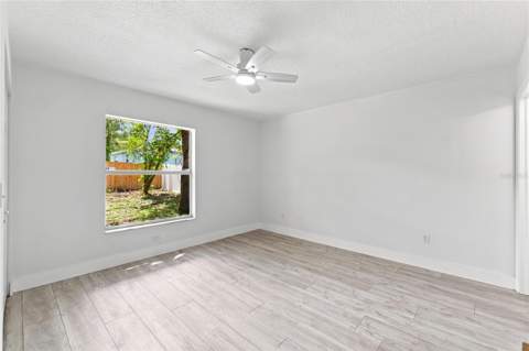 6812 Lyman Avenue, Tampa FL - photo 10 of 27