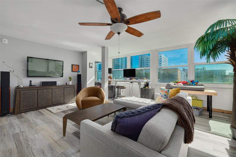 Suncoast Towers Apartments Co-Op