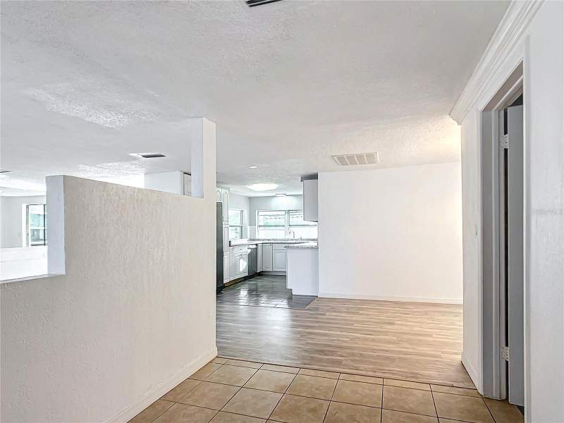 3 bedroom Single Family Residence at 3640 Richboro Drive, Beacon Square, Holiday — photo 4