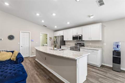 1042 Corso Dr, Winter Haven FL - photo 9 of 34