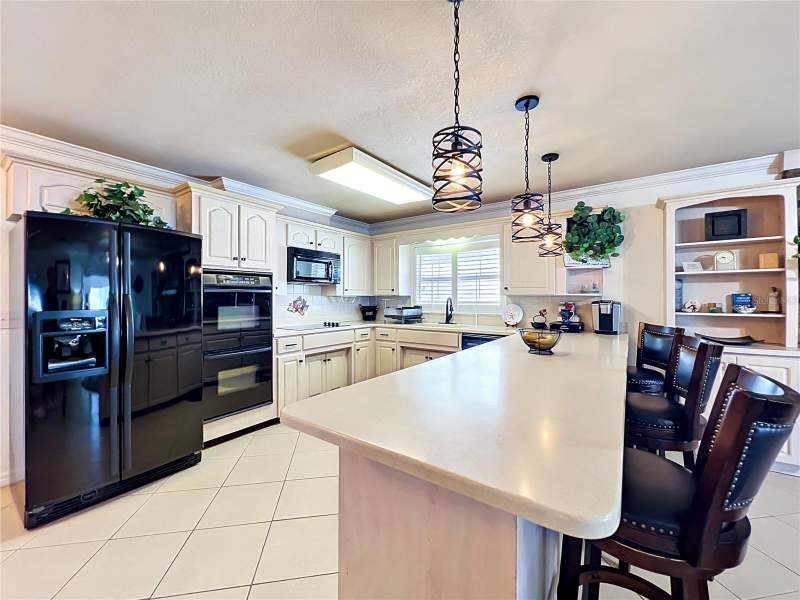 3 bedroom Single Family Residence at 2404 LAUDERDALE COURT, ISLE CATALINA, ORLANDO — photo 4