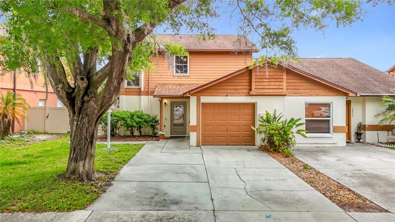 16851 LE CLARE SHORES DRIVE home for sale in Le Clare Shores