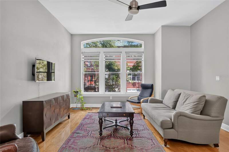 2 bedroom Condominium at 125 NE 4th Street #38, Regents Park Condo Ph II, Gainesville — photo 2
